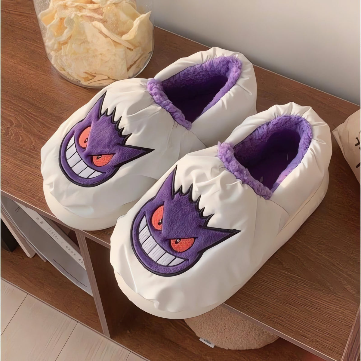 Fluffy Pokémon slippers – White Gengar