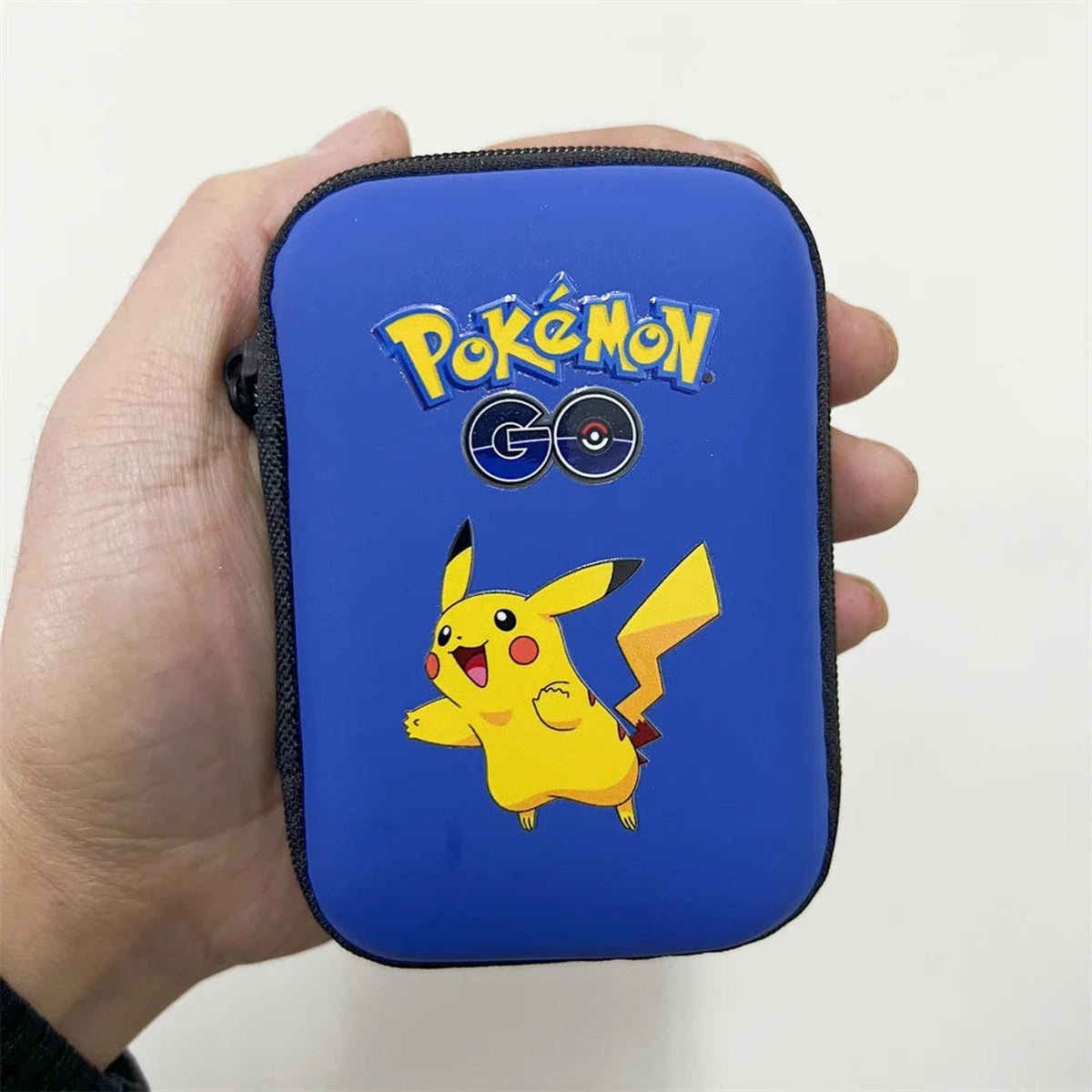 Pokémon trading card pouch and figures – photo 2