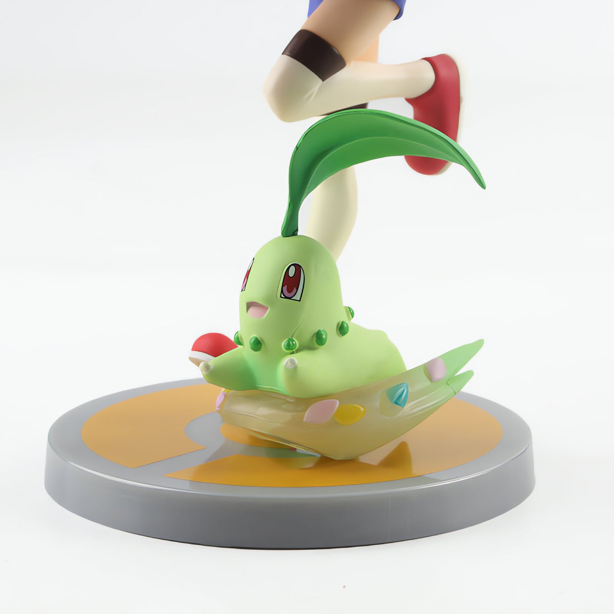 Pokémon trainer collectable figure with partner Pokémon – photo 25