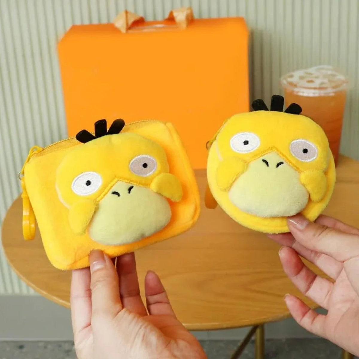 Fluffy Psyduck coin purse with clip – photo 4