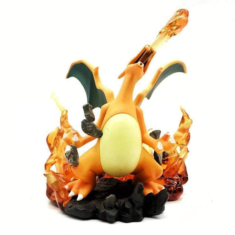 Charizard Pokémon figure, 15cm